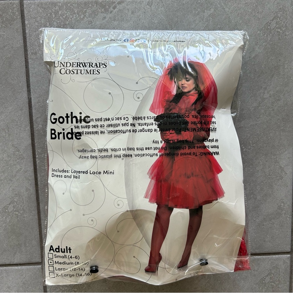 Underwraps Lydia Beetlejuice Red Gothic Bride Costume with Wig Women’s Size M